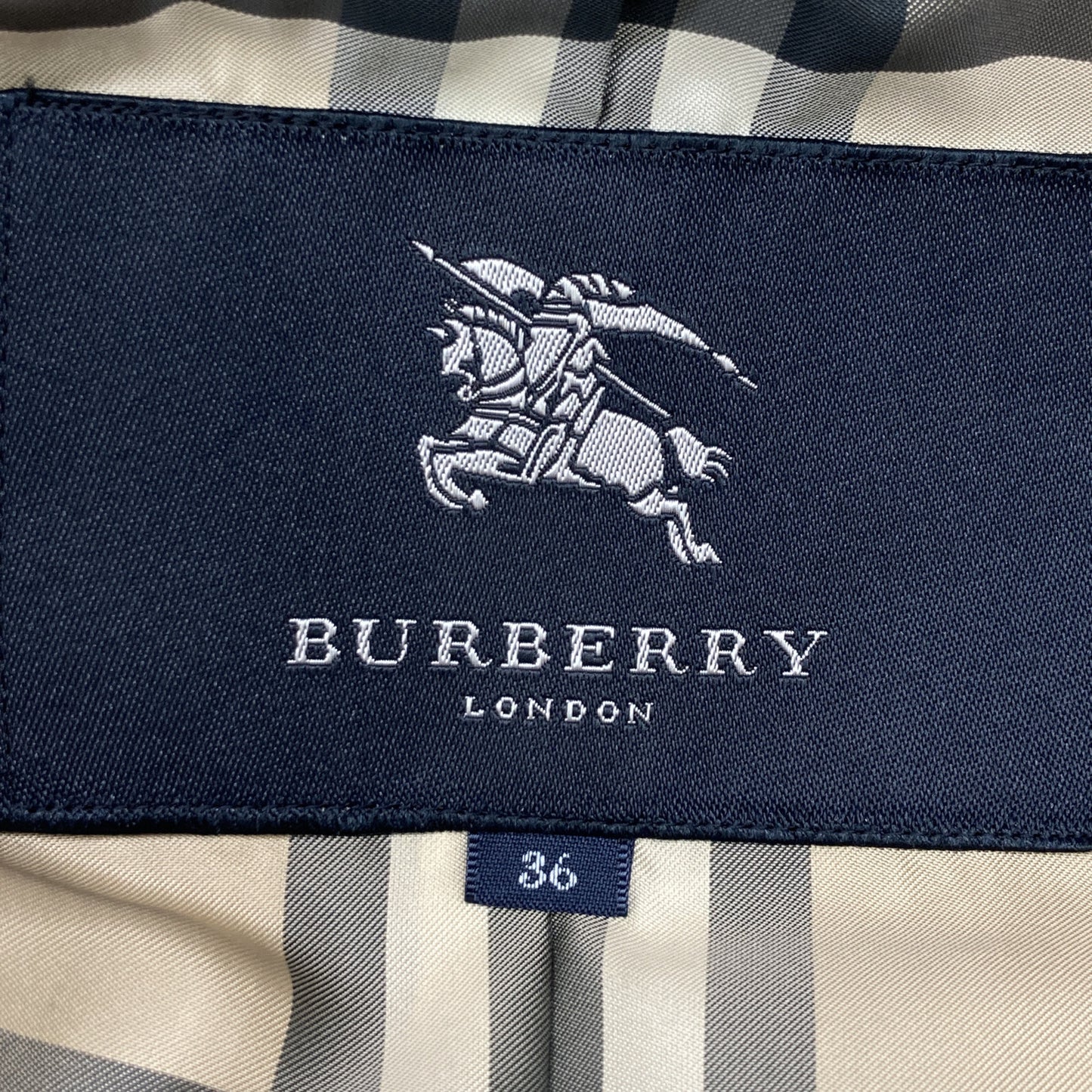 BURBERRY LONDON バーバリーロンドン 08年 ﾌﾞﾗｯｸ FS026-835-09 ｷﾙﾃｨﾝｸﾞﾌｰﾄﾞﾍﾞﾙﾄ付きｺｰﾄ コート 36