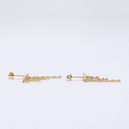 AHKAH アーカー 美品 AK2063010400 Au750 D0.24ct ダイヤモンド シャンデリアスウェイ シングルピアス 左右2点セット ピアス