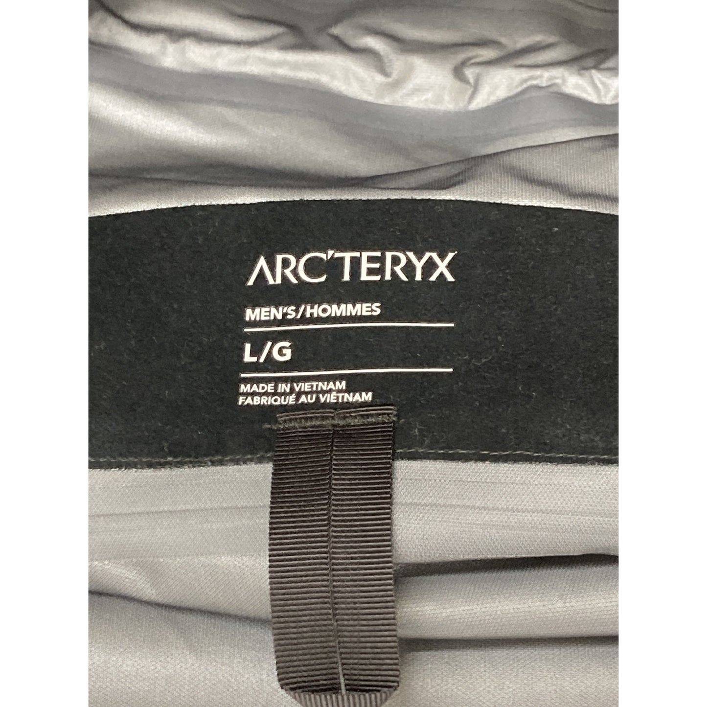 ARC'TERYX アークテリクス 【新品同様/国内正規/25年製】X00001051302 GORE-TEX Beta Jacket M べータ ジャケット L/G