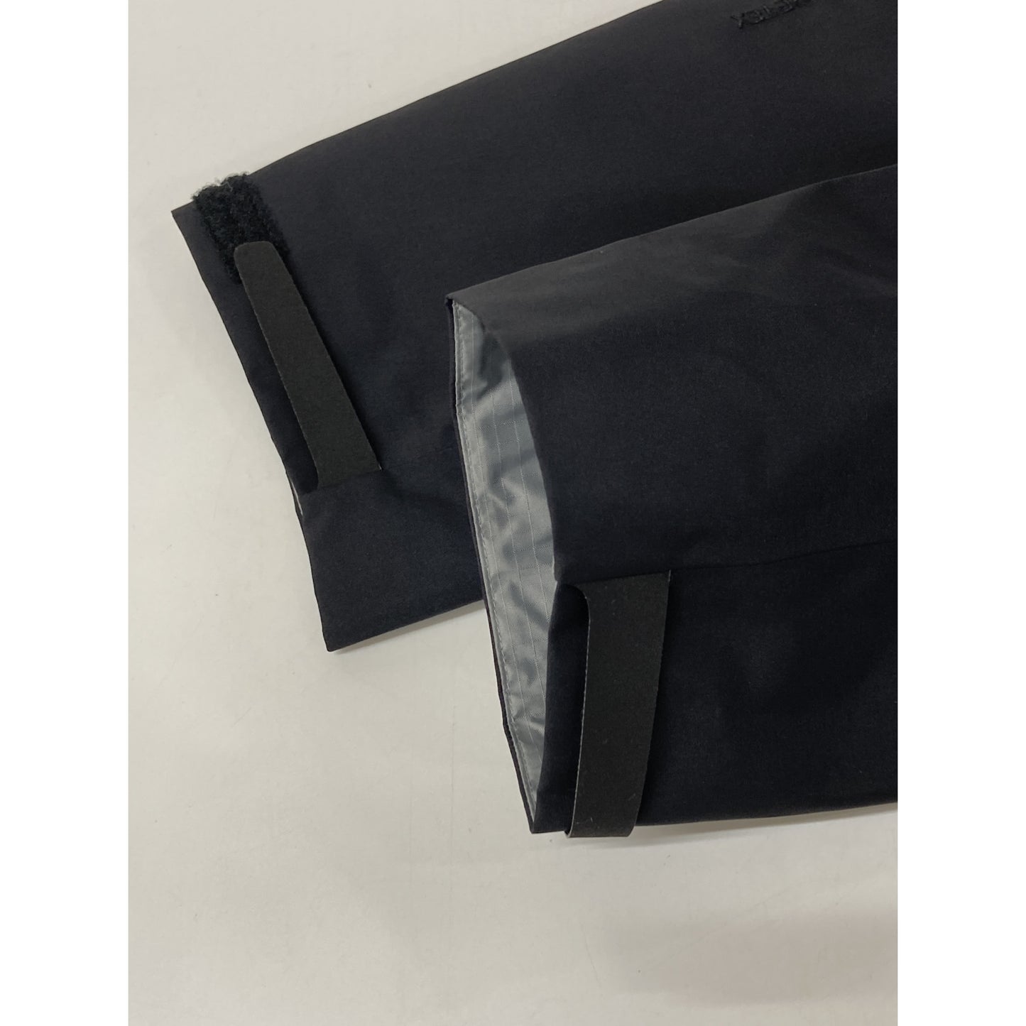 ARC'TERYX アークテリクス 【新品同様/国内正規/25年製】X00001051302 GORE-TEX Beta Jacket M べータ ジャケット L/G