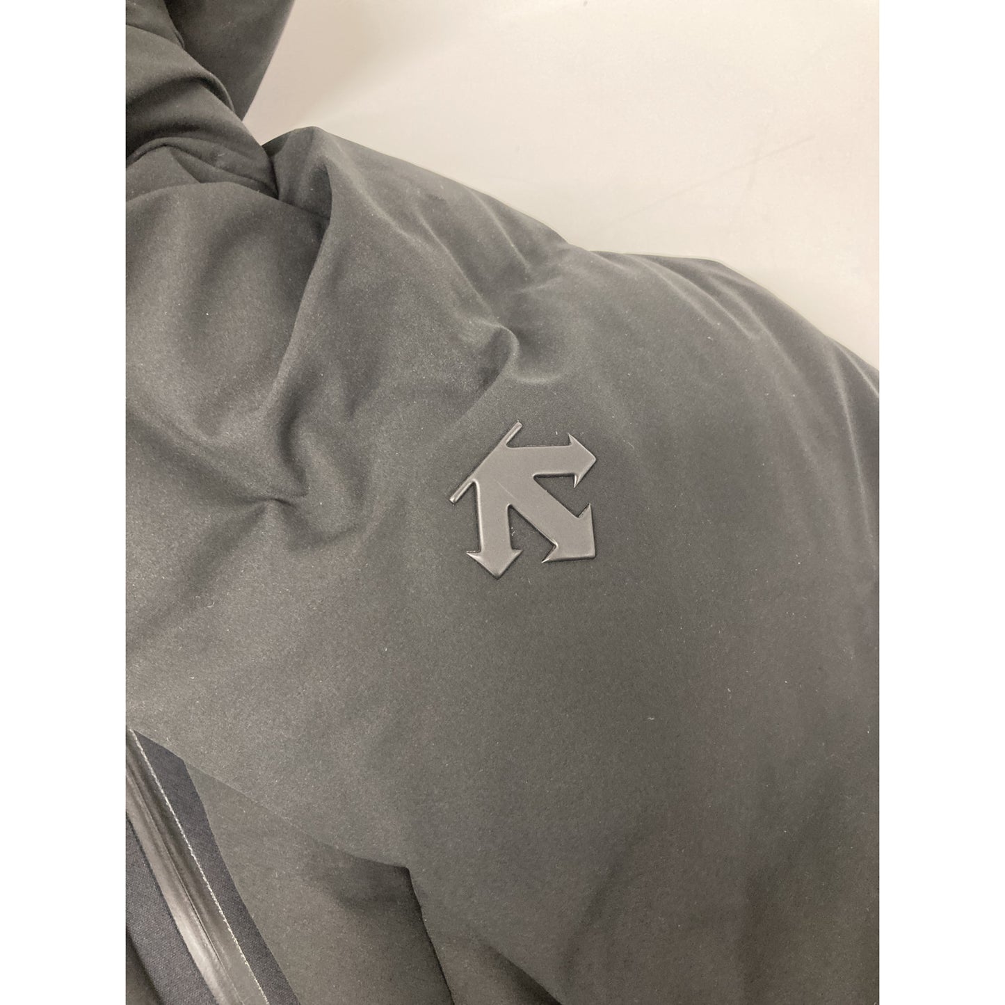 水沢ダウン ミズサワダウン ﾌﾞﾗｯｸ DAMSGK30U ｵﾙﾃﾗｲﾝ ﾏｳﾝﾃﾆｱ ﾀﾞｳﾝｼﾞｬｹｯﾄ ジャケット M