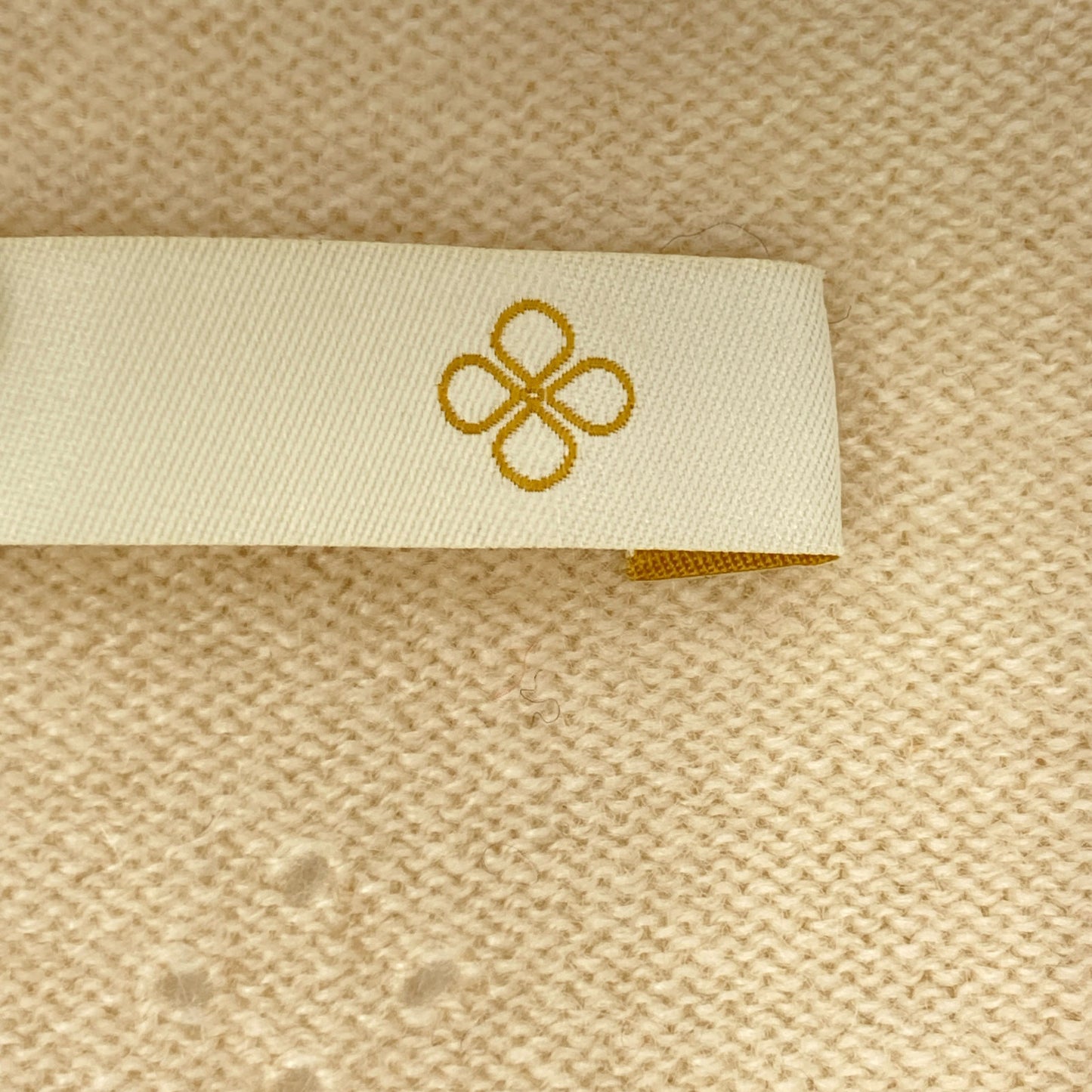 TOYOBOSHI トウヨウボウシ 【糸衣】 KIDO 09IT-PC0011 ｱｲﾎﾞﾘｰ ｶｼﾐﾔ100 ｾｰﾀｰ トップス 1