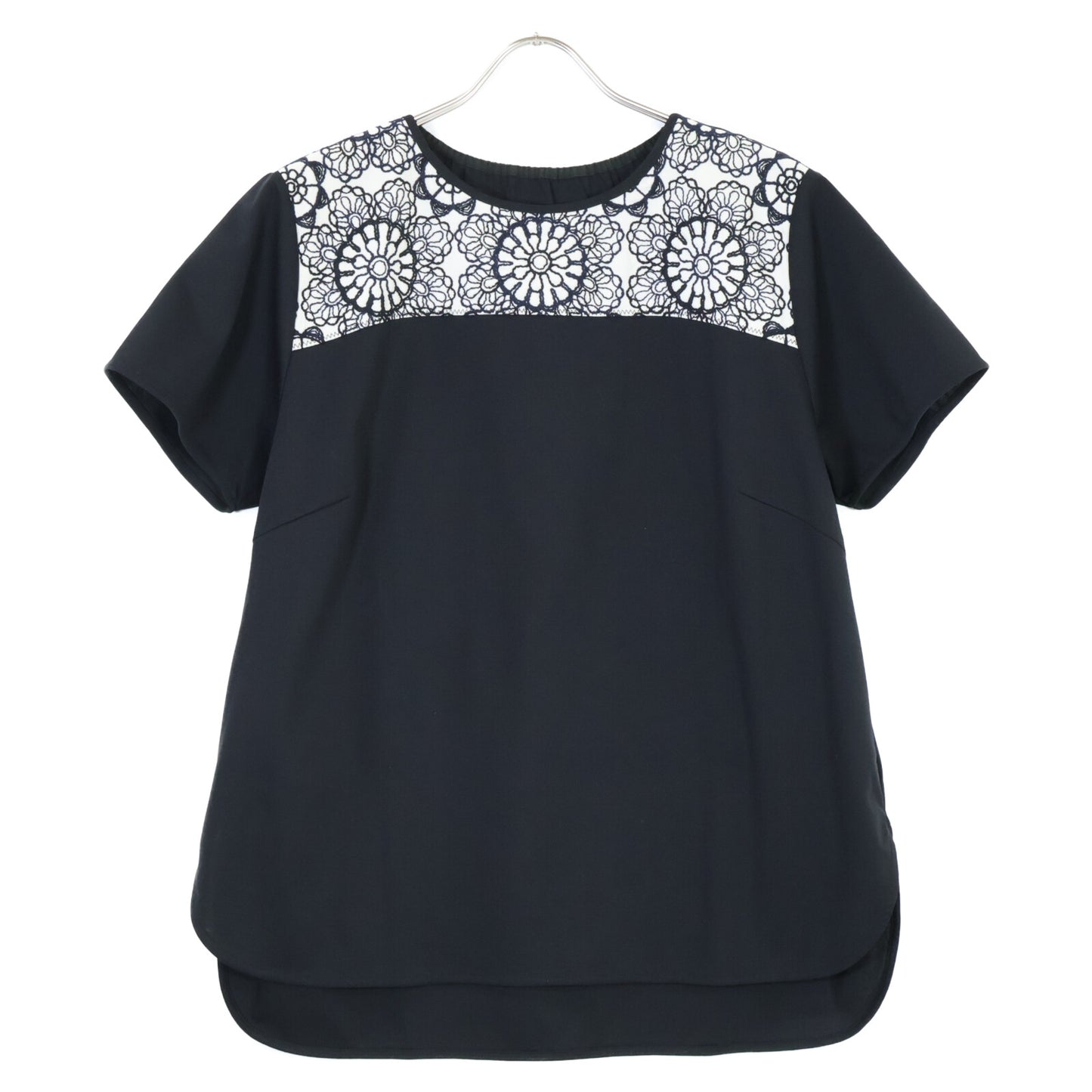 TRANS WORK トランスワーク ﾌﾞﾗｯｸ 花柄刺繍 半袖Tｼｬﾂ×ｽｶｰﾄ スーツ　セットアップ 46