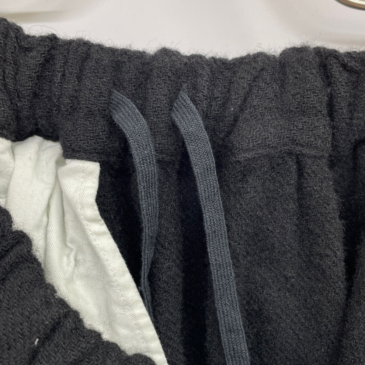 COMMEdesGARCONS コムデギャルソン ｺﾑｺﾑ ﾌﾞﾗｯｸ AD2024 RN-S003 ｳｰﾙ 縮絨 ｽｶｰﾄ スカート XS