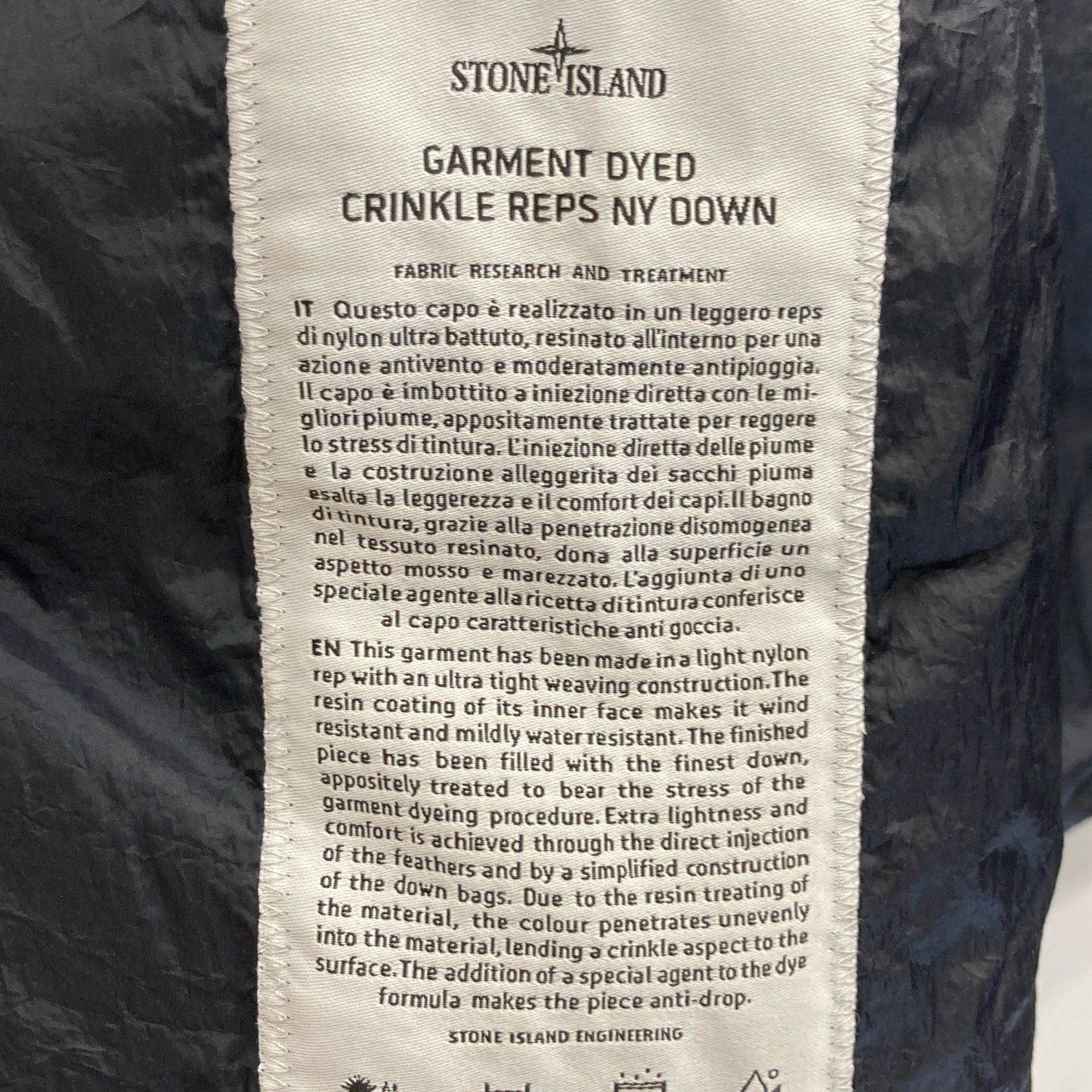 STONE ISLAND ストーンアイランド ﾈｲﾋﾞｰ 5915G0723 ｶﾞｰﾒﾝﾄﾀﾞｲ ﾀﾞｳﾝﾍﾞｽﾄ ベスト M