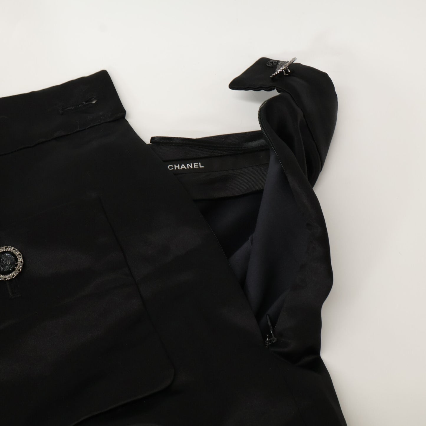 CHANEL シャネル 【美品/国内正規/22SS】P72423V64121 シルク混 獅子ボタン サテンパンツ/ ボトムス 38