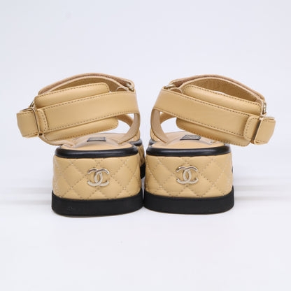 CHANEL シャネル G39143 22A メティエダールコレクション ココマーク マトラッセ ラットフォーム ベルクロ サンダル シューズ 38