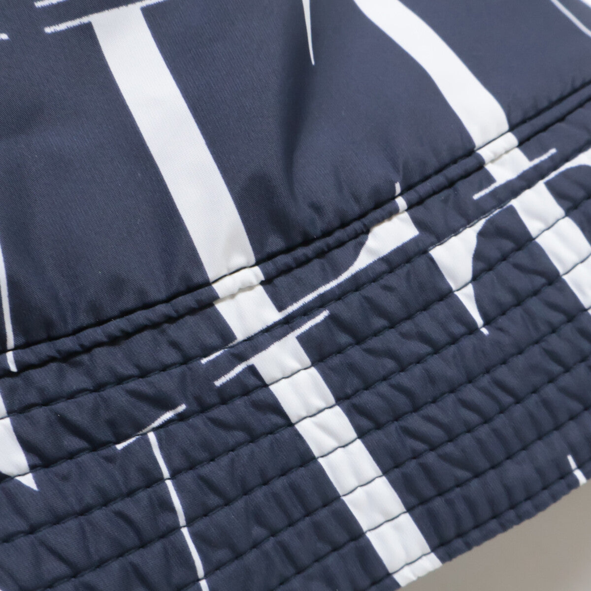 VALENTINO ヴァレンティノ 【即決/国内正規】RPVY2HGA11M ロゴ バケットハット 帽子 59