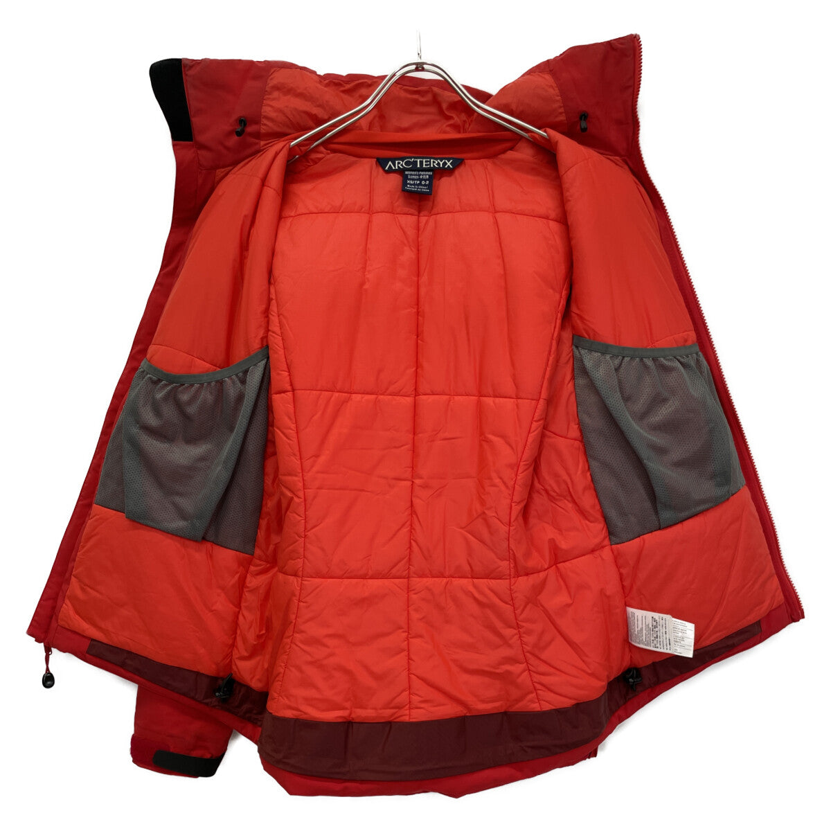 ARC'TERYX アークテリクス 13812 70840　ﾚｯﾄﾞ ﾅｲﾛﾝ 中綿ｼﾞｬｹｯﾄ　Atom LT Hoody ジャケット XS