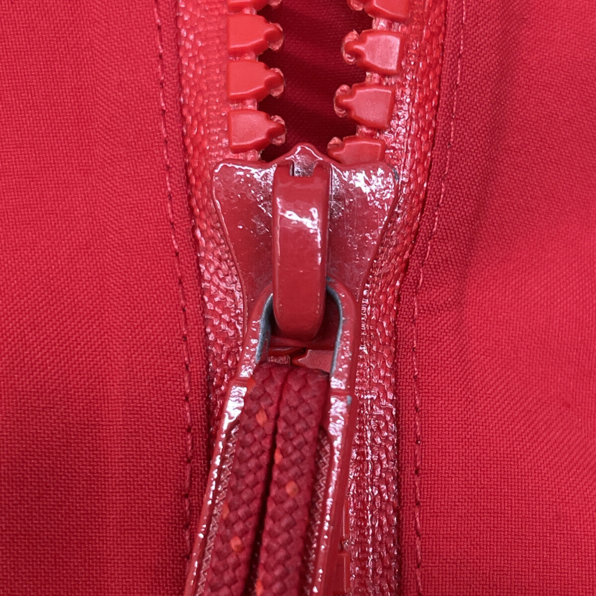 ARC'TERYX アークテリクス 13812 70840　ﾚｯﾄﾞ ﾅｲﾛﾝ 中綿ｼﾞｬｹｯﾄ　Atom LT Hoody ジャケット XS