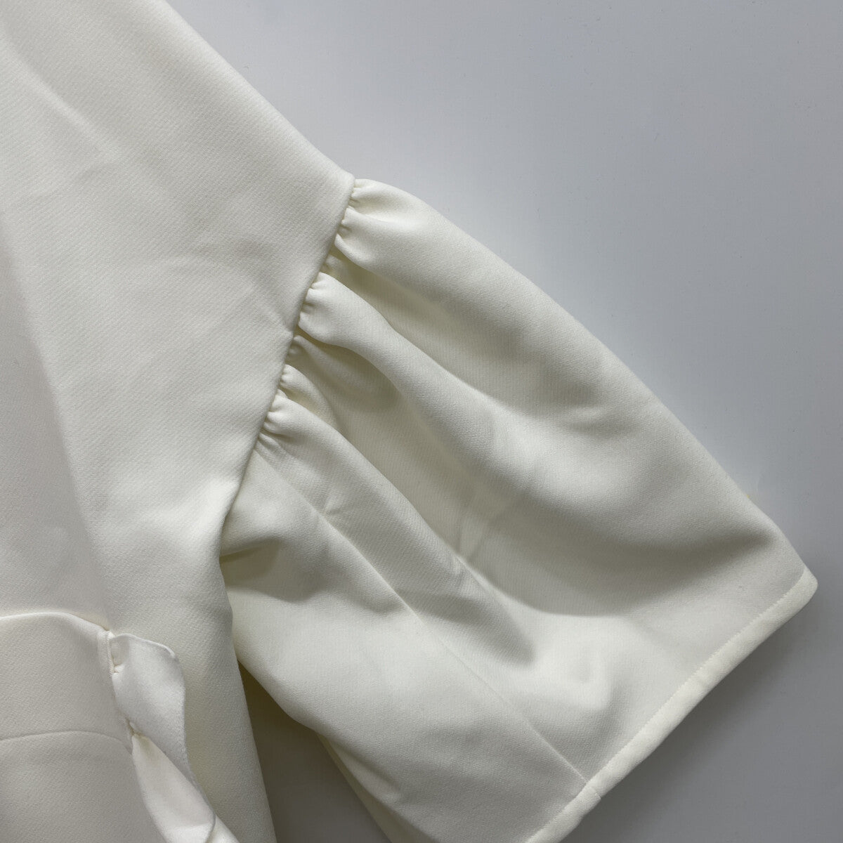 yori ヨリ YR2225-006SP-3 ﾎﾜｲﾄ ﾌﾘﾙｼﾞｬｹｯﾄ ジャケット F