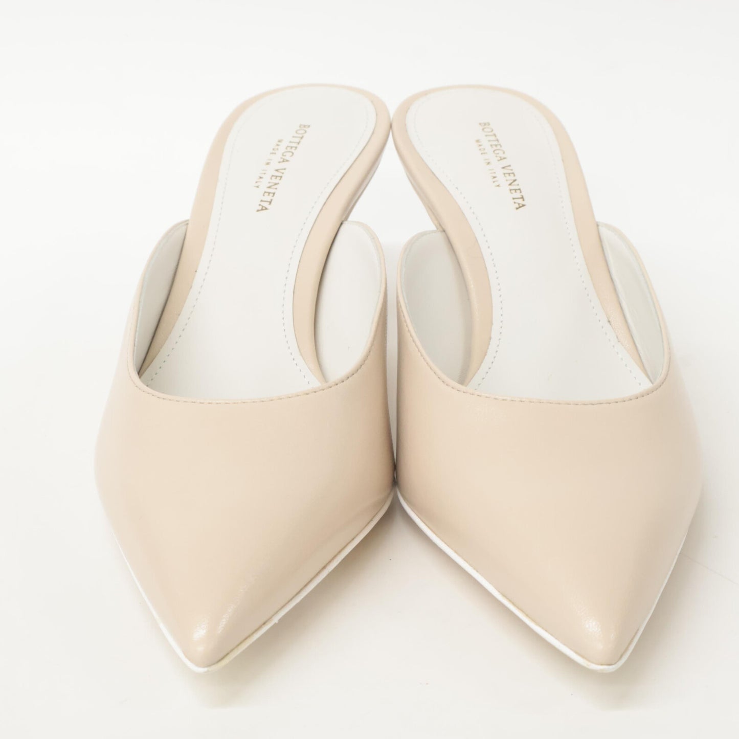 BOTTEGA VENETA ボッテガヴェネタ 【新品同様】レザー ポンテッドトゥ ミュール/ シューズ 34 1/2