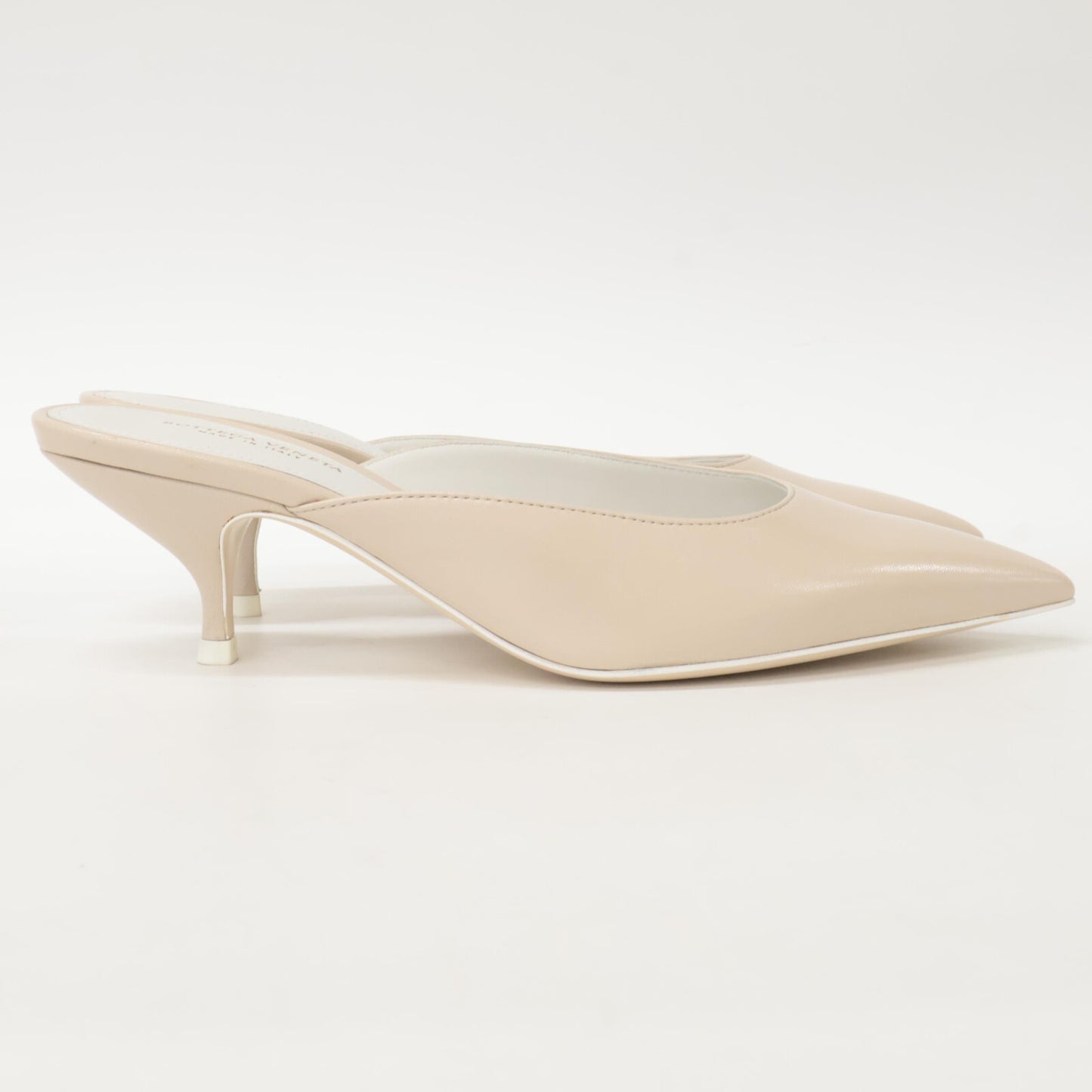 BOTTEGA VENETA ボッテガヴェネタ 【新品同様】レザー ポンテッドトゥ ミュール/ シューズ 34 1/2