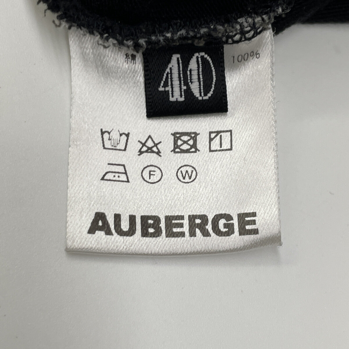 AUBERGE オーベルジュ ﾌﾞﾗｯｸ ｺｯﾄﾝ BONHEUR 長袖Tｼｬﾂ トップス 40