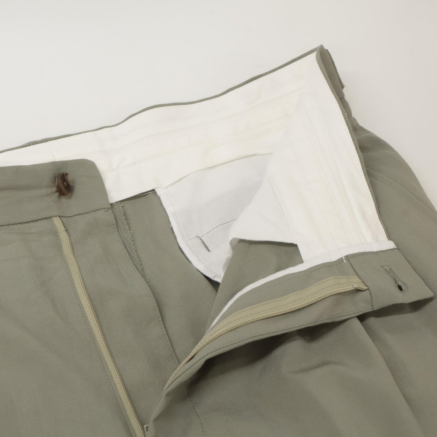 YORK ヨーク ｶｰｷ系 WOOL TROPICAL 3PLEATED WIDE-LEG TROUSERS ボトムス 4