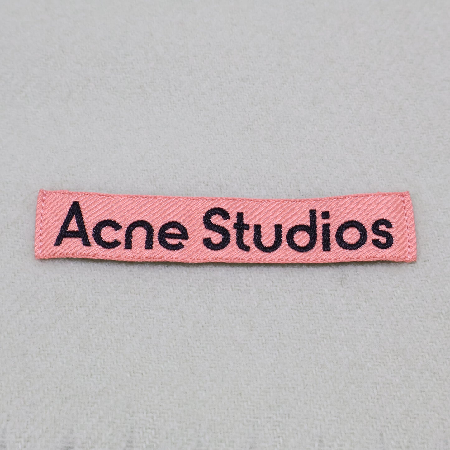 ACNE STUDIOS アクネ ストゥディオズ 【美品】CA0102- フリンジ ウール スカーフ - オーバーサイズ マフラー 200 x 70 cm