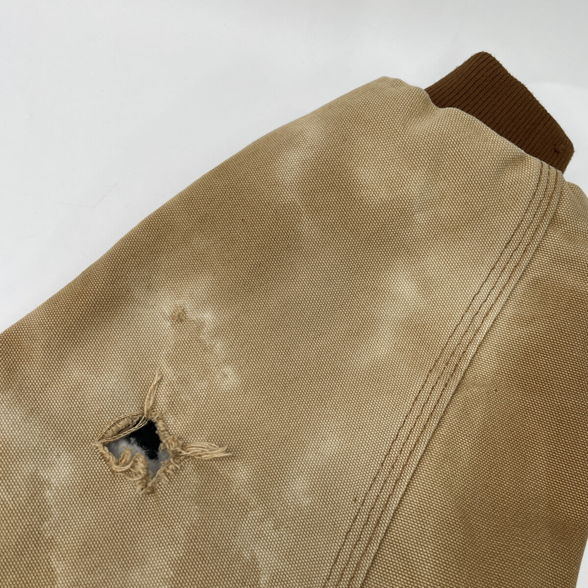 Carhartt カーハート ﾍﾞｰｼﾞｭ USA製 ｷﾙﾃｨﾝｸﾞﾗｲﾅｰ ﾀﾞｯｸ ﾌｰﾄﾞｼﾞｬｹｯﾄ ジャケット ＸＬ