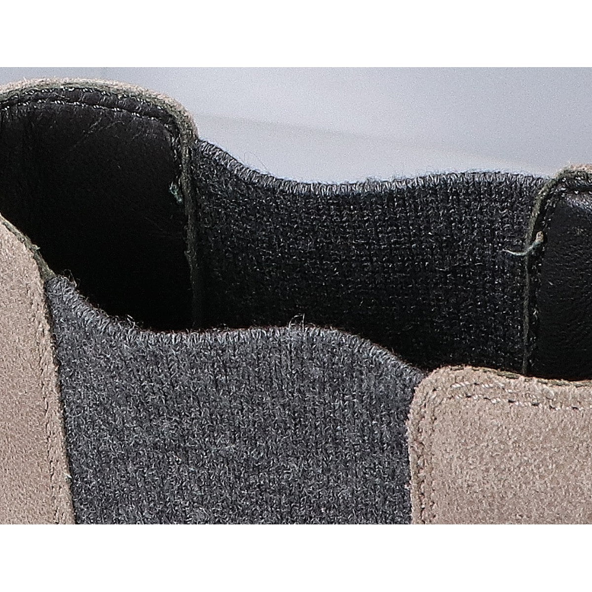 BRUNELLO CUCINELLI ブルネロクチネリ ｸﾞﾚｰ ｽｴｰﾄﾞ ﾓﾆｰﾚ装飾 ｻｲﾄﾞｺﾞｱﾌﾞｰﾂ シューズ 37