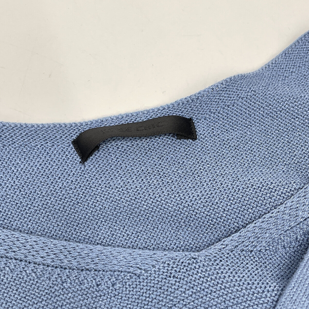 TO BE CHIC トゥービーシック 22年 ﾌﾞﾙｰ ﾚｰﾖﾝﾎﾟﾘｴｽﾃﾙ ﾌﾟﾙｵｰﾊﾞｰﾆｯﾄ ｾｯﾄｱｯﾌﾟ スーツ セットアップ 42