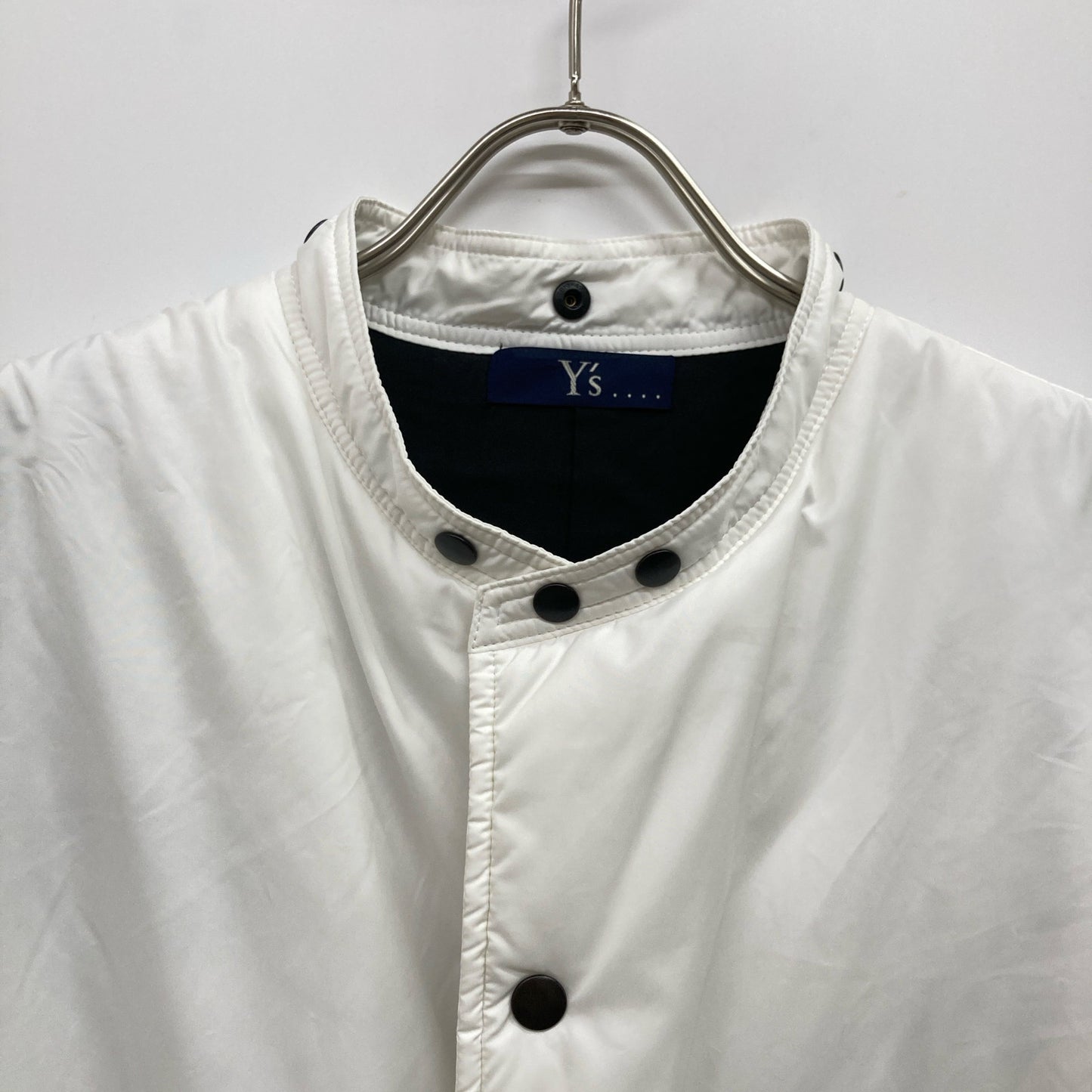 Y's ワイズ ﾎﾜｲﾄ ﾃﾌﾛﾝﾎﾟﾘｴｽﾃﾙ ﾌｰﾄﾞ付き 中綿ﾌﾞﾙｿﾞﾝ ジャケット 3