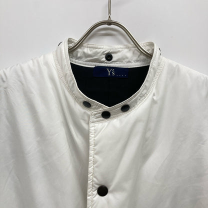 Y's ワイズ ﾎﾜｲﾄ ﾃﾌﾛﾝﾎﾟﾘｴｽﾃﾙ ﾌｰﾄﾞ付き 中綿ﾌﾞﾙｿﾞﾝ ジャケット 3