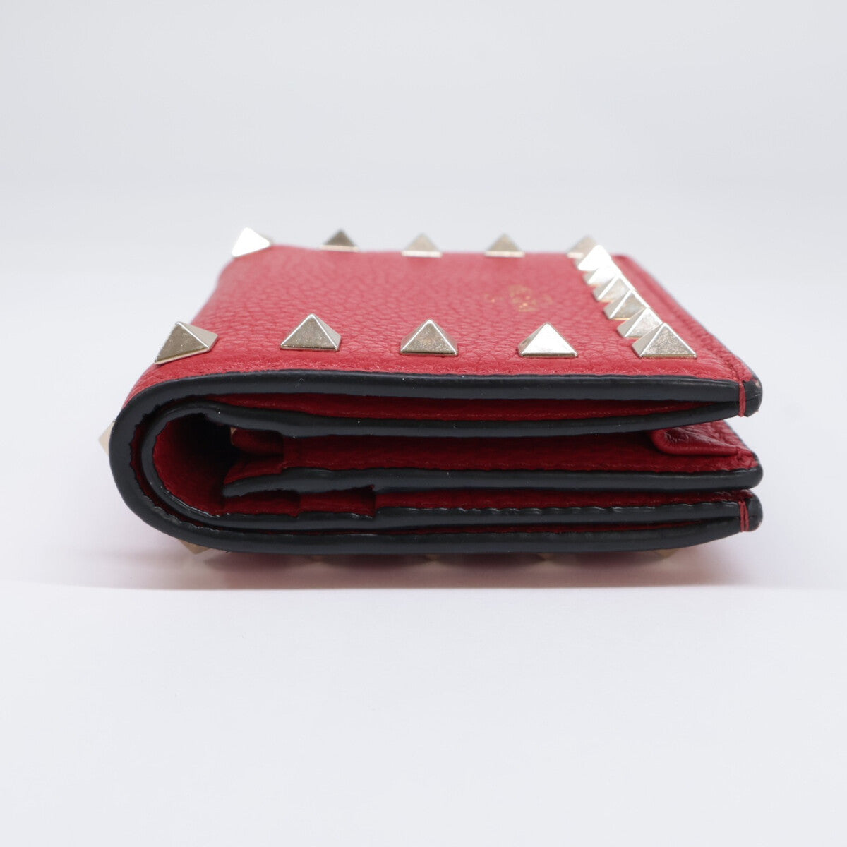 Valentino Garavani ヴァレンティノガラヴァーニ 【美品】TW2P0P39VSH ロックスタッズ 二つ折り財布（小銭入れあり）