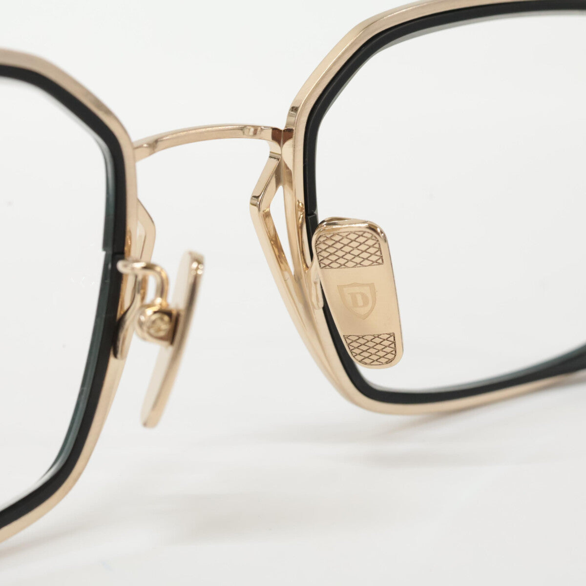 DITA ディータ 【美品】DTX172-A-01 HALIOD-FOUR スクエアシェイプ メガネフレーム 眼鏡 49□20-145