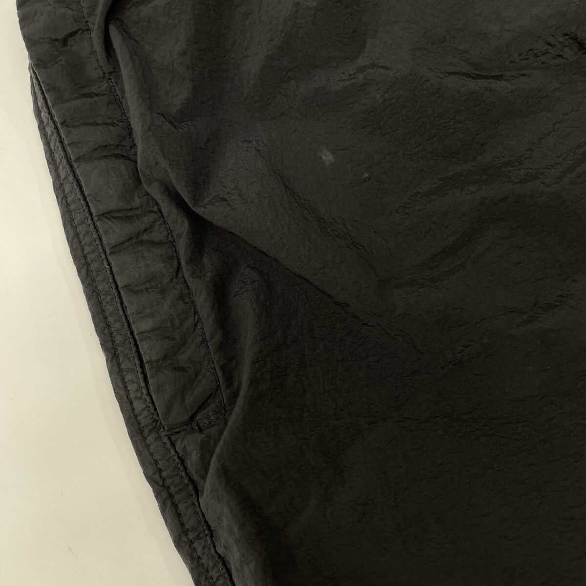 STONE ISLAND ストーンアイランド ﾌﾞﾗｯｸ 8115l0219 ﾅｲﾛﾝｼｮｰﾂ ボトムス 29