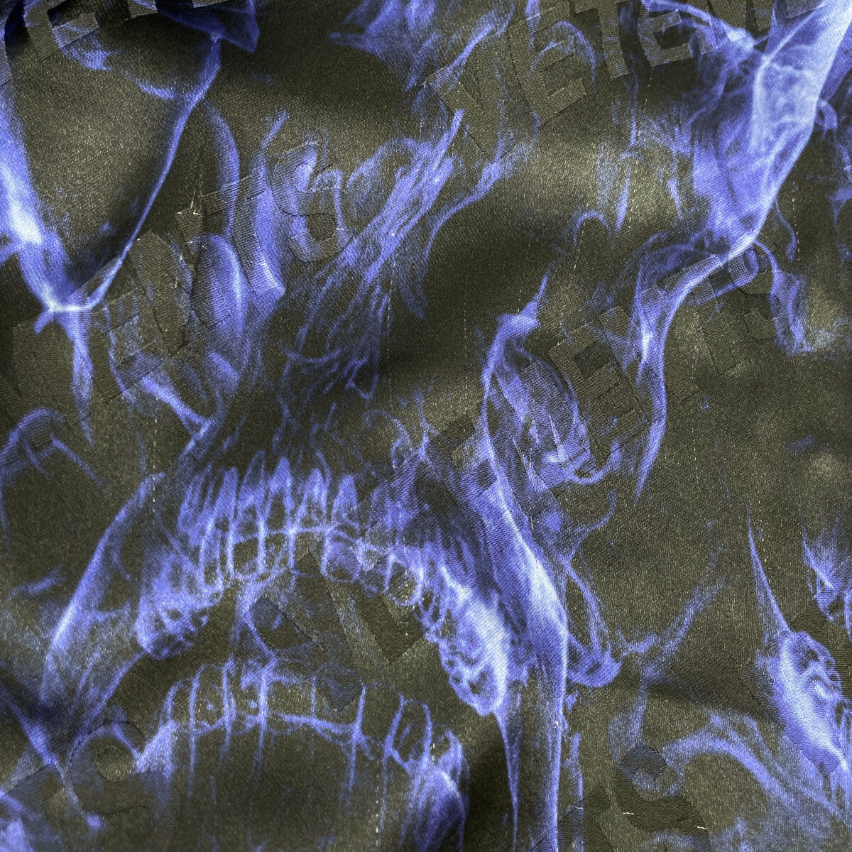 VETEMENTS ヴェトモン UA52SH450B Short Sleeve Skulls Logo Print Shir トップス XS