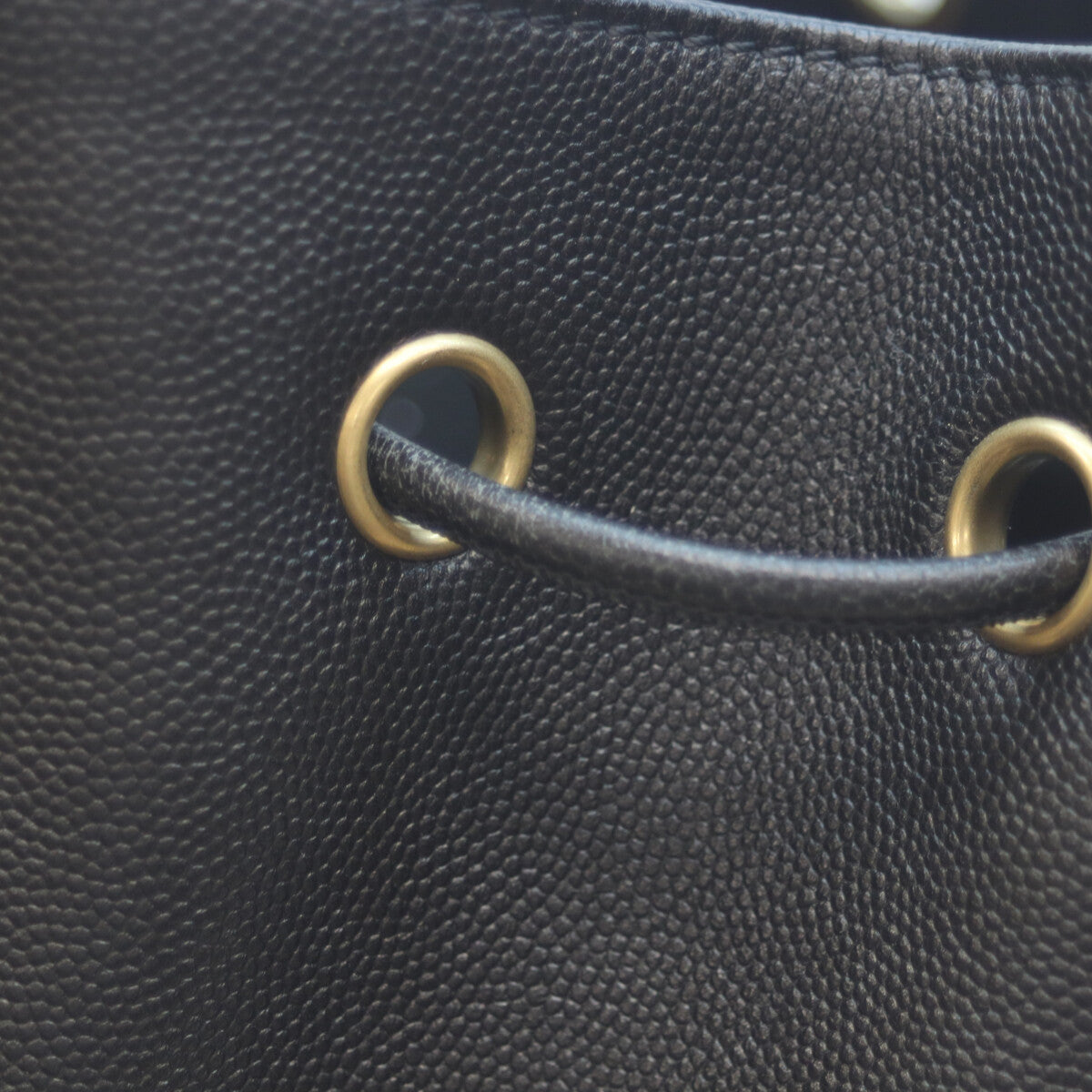 CHANEL シャネル 28番台 AS1045 黒 キャビア ドーヴィル ドローストリング 巾着チェーンショルダー ショルダーバッグ