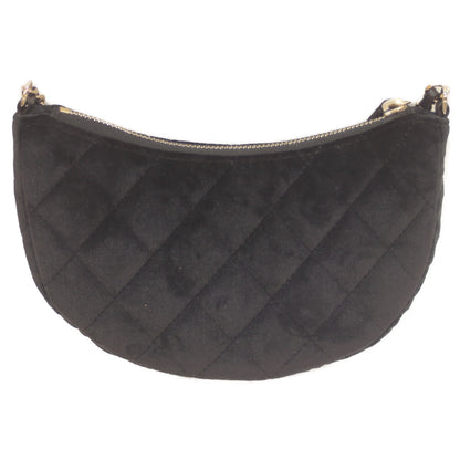 CHANEL シャネル 24年イヤーズギフト 黒 ベロア ハーフムーン チェンショルダー ショルダーバッグ