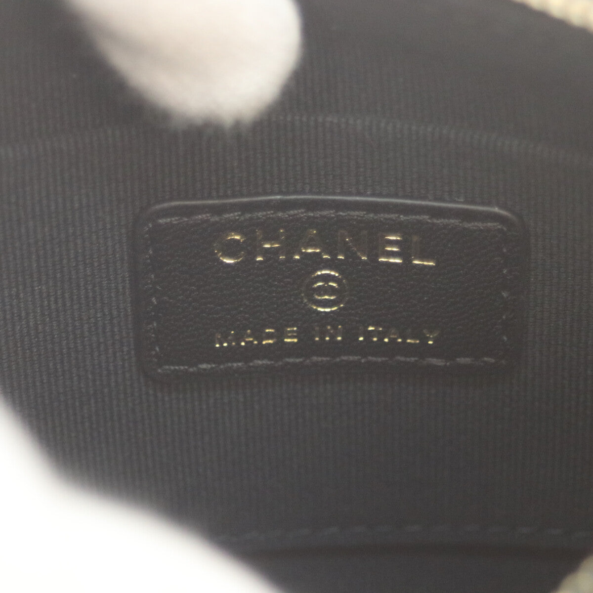 CHANEL シャネル 24年イヤーズギフト 黒 ベロア ハーフムーン チェンショルダー ショルダーバッグ