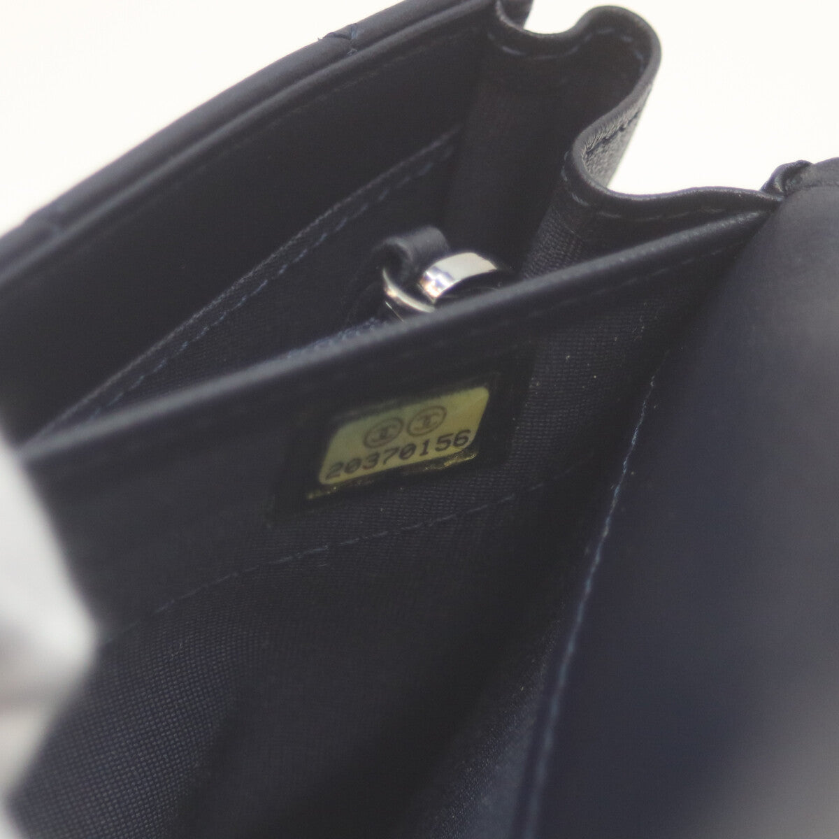 CHANEL シャネル 20番 ネイビー ラム ボーイシャネル シルバー金具 チェーンウォレット 長財布（小銭入れあり）