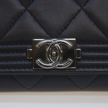 CHANEL シャネル 20番 ネイビー ラム ボーイシャネル シルバー金具 チェーンウォレット 長財布（小銭入れあり）