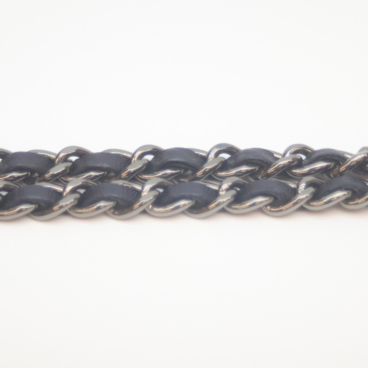 CHANEL シャネル 20番 ネイビー ラム ボーイシャネル シルバー金具 チェーンウォレット 長財布（小銭入れあり）