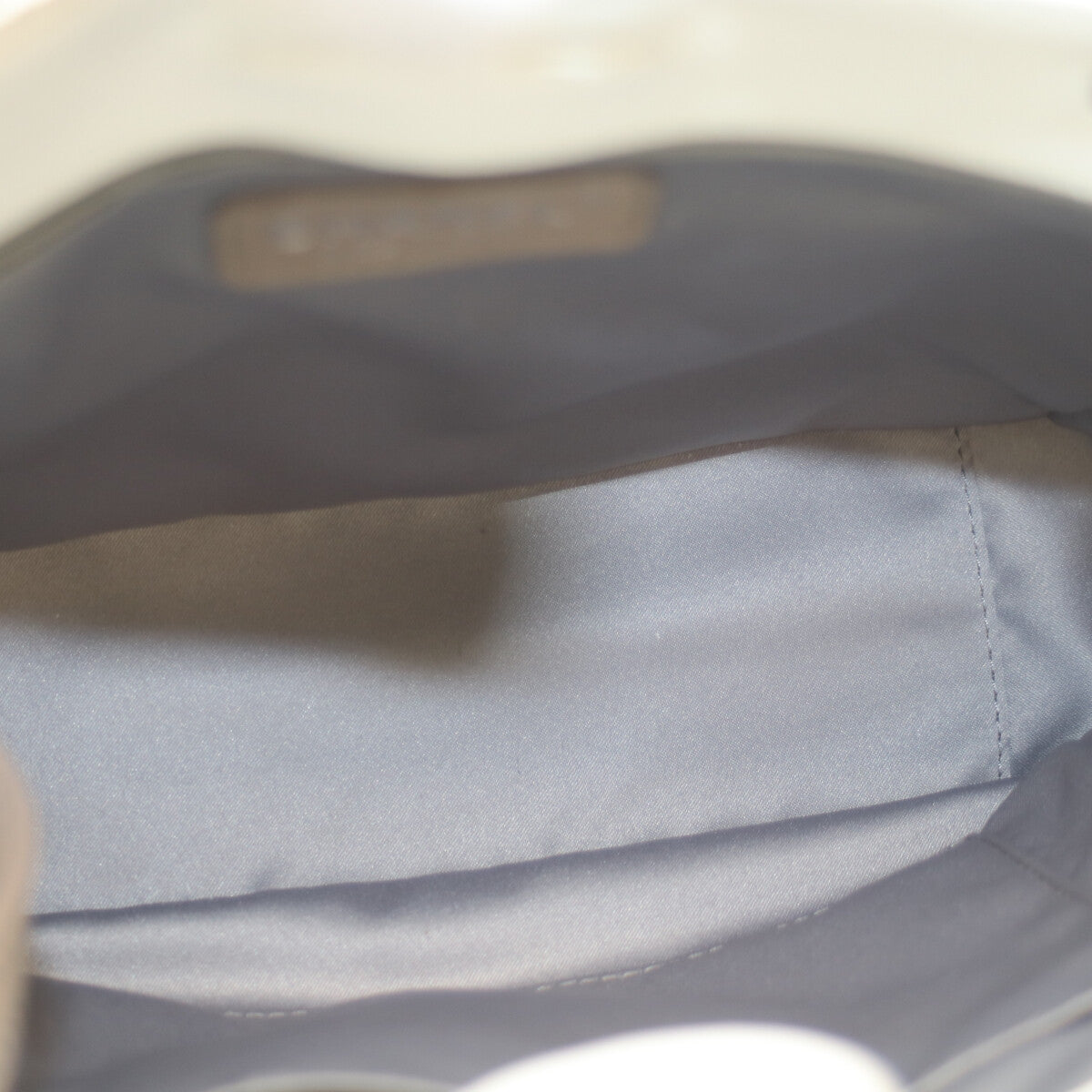 CHANEL シャネル 15番 白 ｷｬﾋﾞｱ ｼﾙﾊﾞｰ金具 PSTﾄｰﾄ トートバッグ