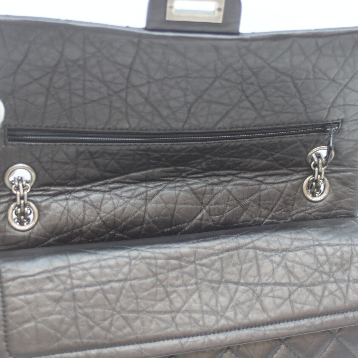 CHANEL シャネル 黒 Wﾌﾗｯﾌﾟ ｳﾞｨﾝﾃｰｼﾞｶｰﾌｽｷﾝ ｼﾙﾊﾞｰ金具 ﾏﾄﾗｯｾ 2.55 ﾗｰｼﾞ ショルダーバッグ 28