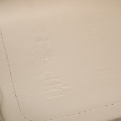 CHANEL シャネル 11番 A01112 白 ﾗﾑ ｼﾙﾊﾞｰ金具 Wﾌﾗｯﾌﾟ ﾏﾄﾗｯｾ25 ショルダーバッグ