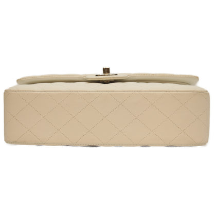 CHANEL シャネル 11番 A01112 白 ﾗﾑ ｼﾙﾊﾞｰ金具 Wﾌﾗｯﾌﾟ ﾏﾄﾗｯｾ25 ショルダーバッグ