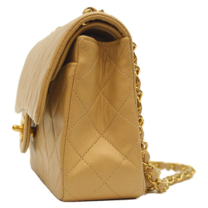 CHANEL シャネル 1番台 A01113 ﾍﾞｰｼﾞｭ G金具 ﾗﾑ Wﾌﾗｯﾌﾟ ﾏﾄﾗｯｾ23ｽﾓｰﾙ ショルダーバッグ