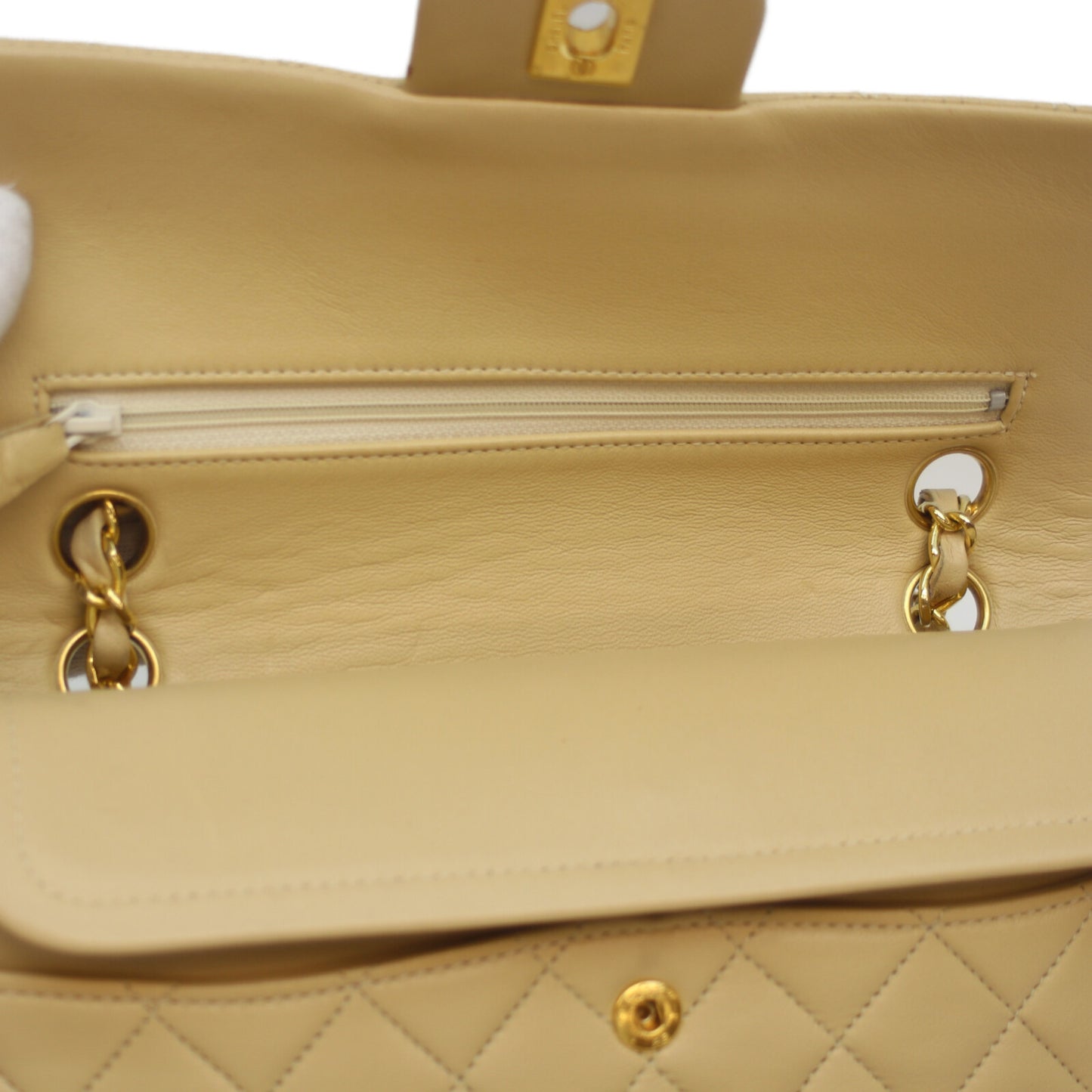 CHANEL シャネル 1番台 A01113 ﾍﾞｰｼﾞｭ G金具 ﾗﾑ Wﾌﾗｯﾌﾟ ﾏﾄﾗｯｾ23ｽﾓｰﾙ ショルダーバッグ