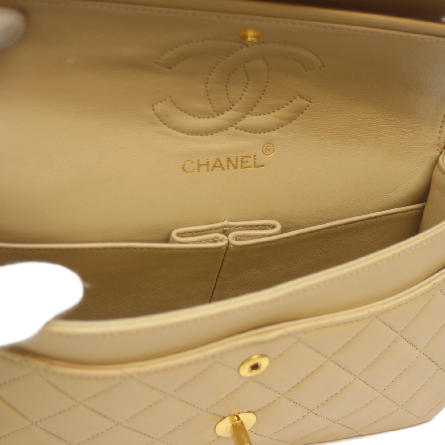 CHANEL シャネル 1番台 A01113 ﾍﾞｰｼﾞｭ G金具 ﾗﾑ Wﾌﾗｯﾌﾟ ﾏﾄﾗｯｾ23ｽﾓｰﾙ ショルダーバッグ