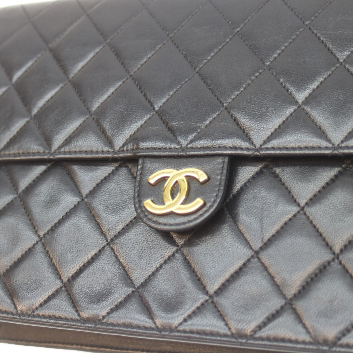 CHANEL シャネル 4番 A03570 黒 G金具 ﾌﾟｯｼｭﾛｯｸ ﾏﾄﾗｯｾ25 ｼﾝｸﾞﾙﾌﾗｯﾌﾟ ﾁｪｰﾝｼｮﾙﾀﾞｰﾊﾞｯｸﾞ ショルダーバッグ
