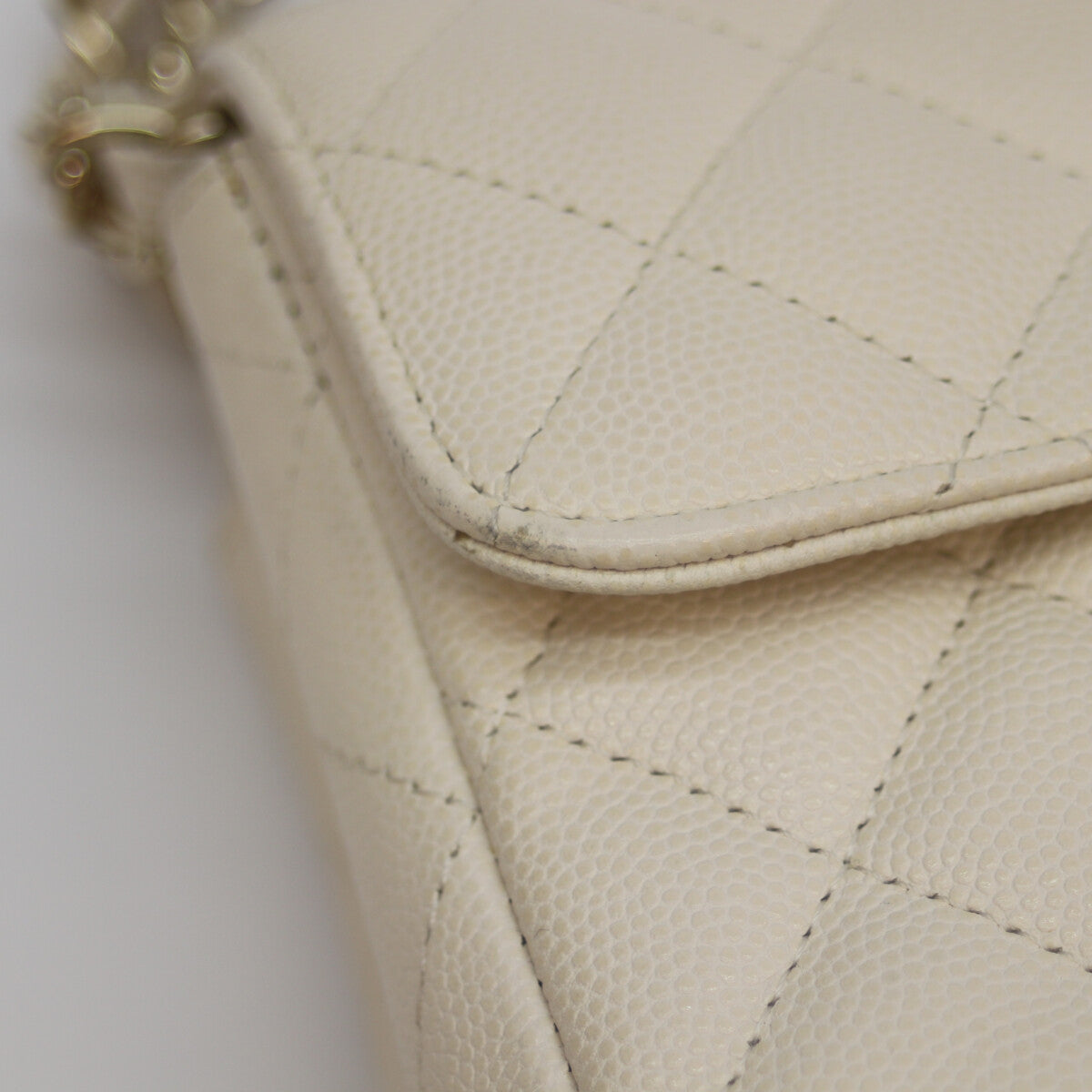 CHANEL シャネル 23番 A69900 ﾗｲﾄﾍﾞｰｼﾞｭ ｷｬﾋﾞｱ G金具 ﾐﾆﾏﾄﾗｯｾ20 ﾁｪｰﾝｼｮﾙﾀﾞｰ ショルダーバッグ