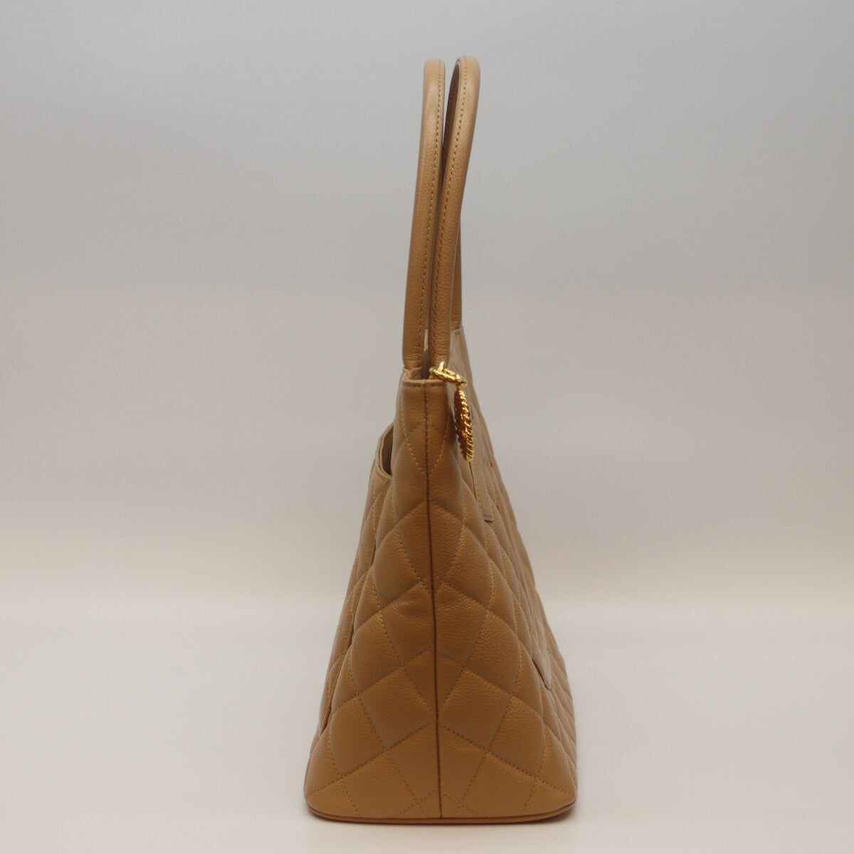 CHANEL シャネル 7番 ﾍﾞｰｼﾞｭ ｷｬﾋﾞｱ G金具 復刻ﾄｰﾄ トートバッグ