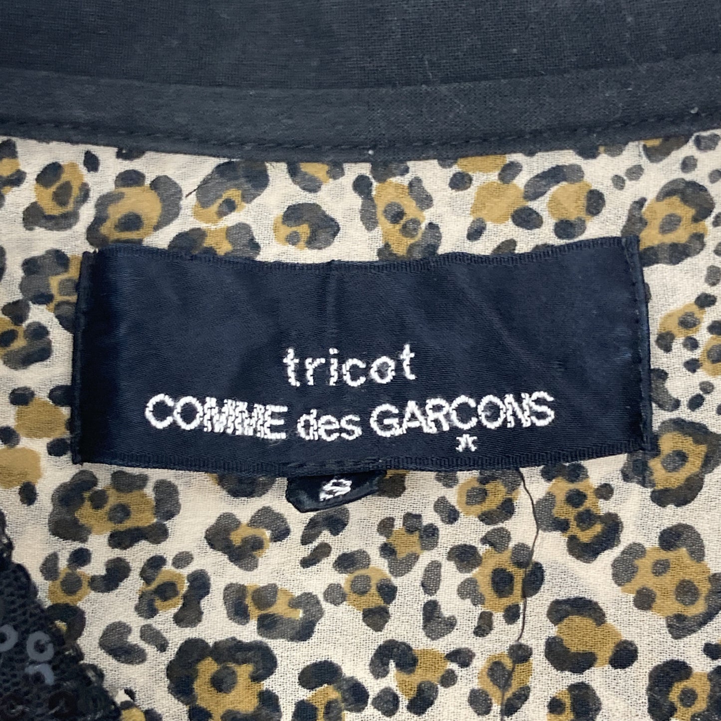tricotCOMMEdesGARCONS トリココムデギャルソン TI-B031 ﾚｵﾊﾟｰﾄﾞ ﾌﾘﾙﾌﾞﾗｳｽ トップス S