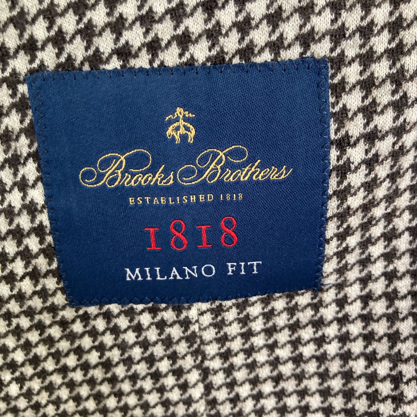 Brooks Brothers ブルックスブラザーズ 2Bﾎﾞﾀﾝ ﾊｳﾝﾄﾞﾄｩｰｽ ｻｲﾄﾞﾍﾞﾝﾂｼﾞｬｹｯﾄ ジャケット 39S