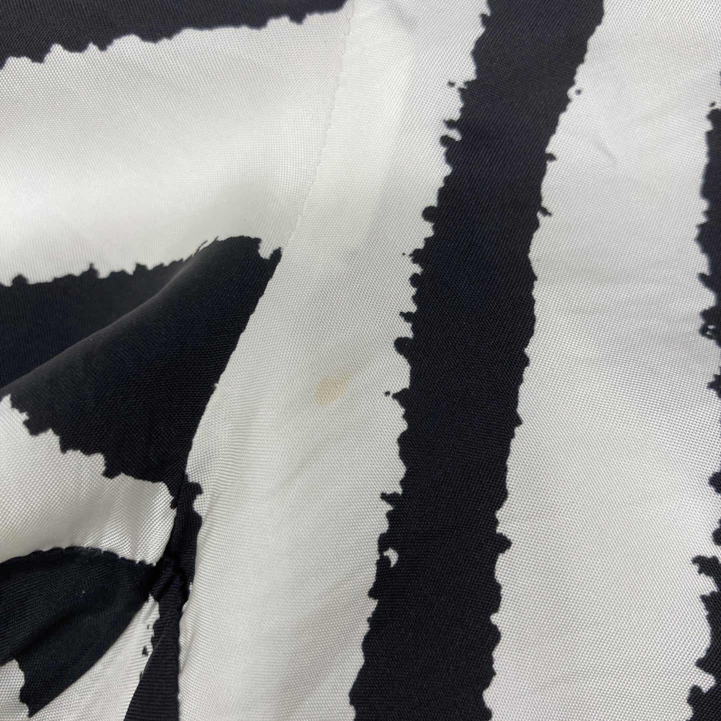 BOTTEGA VENETA ボッテガヴェネタ 21年 673540 ｾﾞﾌﾞﾗ柄 ｼｮｰﾄﾊﾟﾝﾂ ボトムス 46