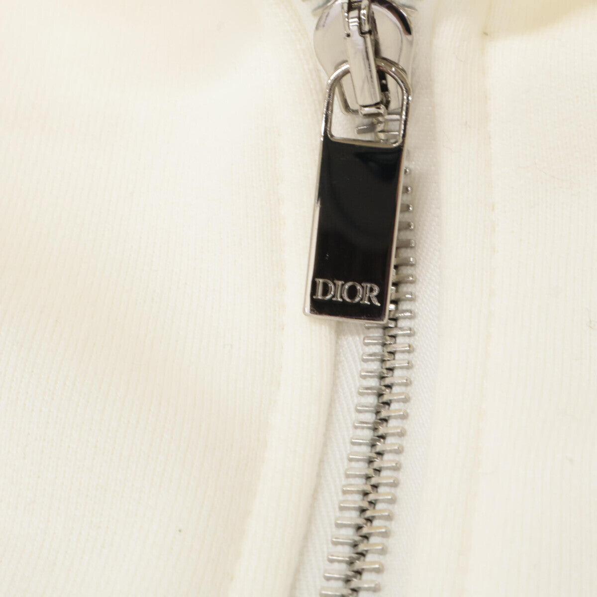 DIOR ディオール ﾎﾜｲﾄ 293J650A0531 ｺｯﾄﾝ×ｼﾙｸ ｼﾞｯﾌﾟｱｯﾌﾟﾊﾟｰｶｰ トップス L