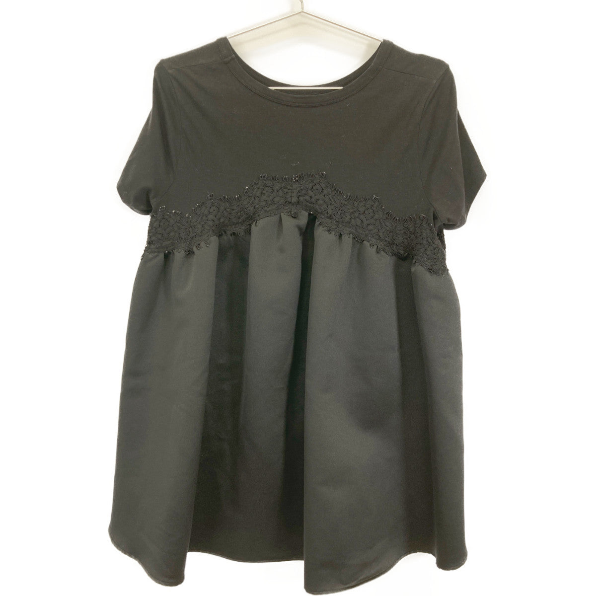 YOKOCHAN ヨーコチャン ﾌﾞﾗｯｸ ﾊﾞｯｸﾚｰｽ装飾ﾌｨｯｼｭﾃｰﾙﾌﾞﾗｳｽ トップス 40